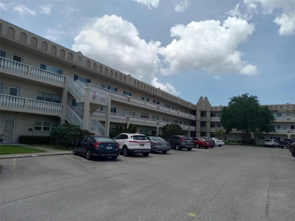 2284 PHILIPPINE DRIVE UNIT 73 CLEARWATER, FL 33763