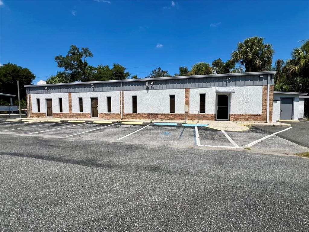 431 S US HIGHWAY 41 INVERNESS, FL 34450