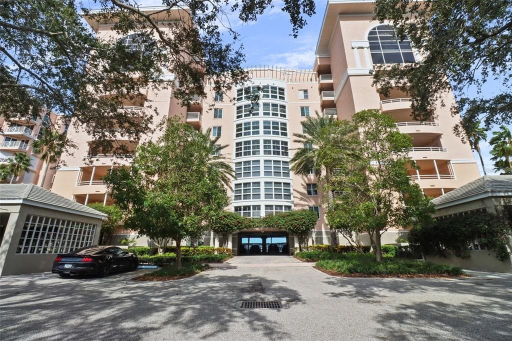4991 BACOPA LANE S UNIT 102 ST PETERSBURG, FL 33715