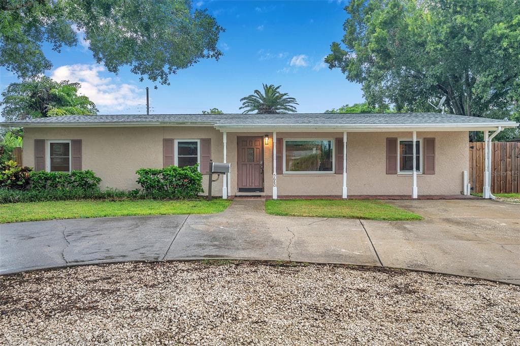 5680 CEDAR STREET NE ST PETERSBURG, FL 33703