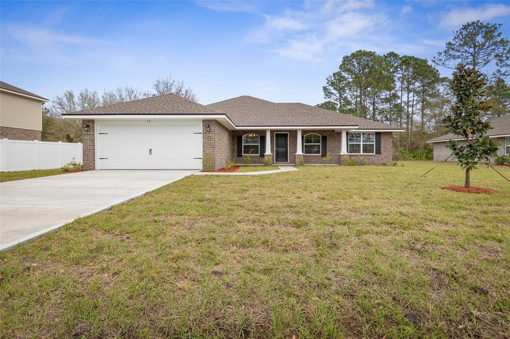 17 SEVEN WONDERS TRAIL PALM COAST, FL 32164