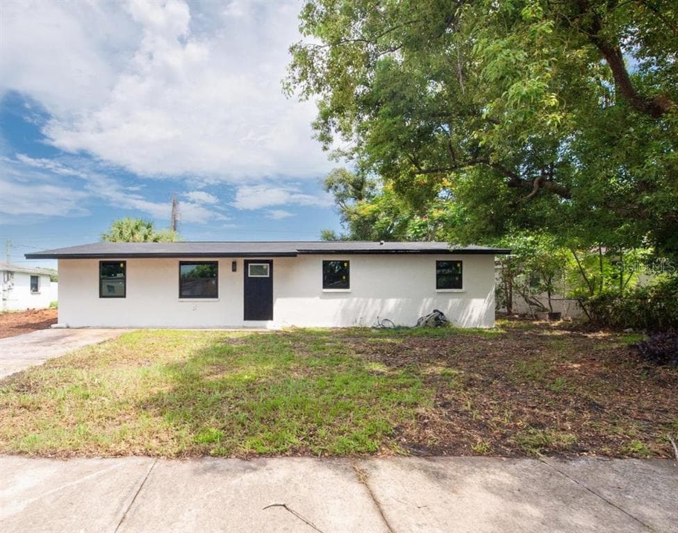4525 W HENRY AVENUE TAMPA, FL 33614