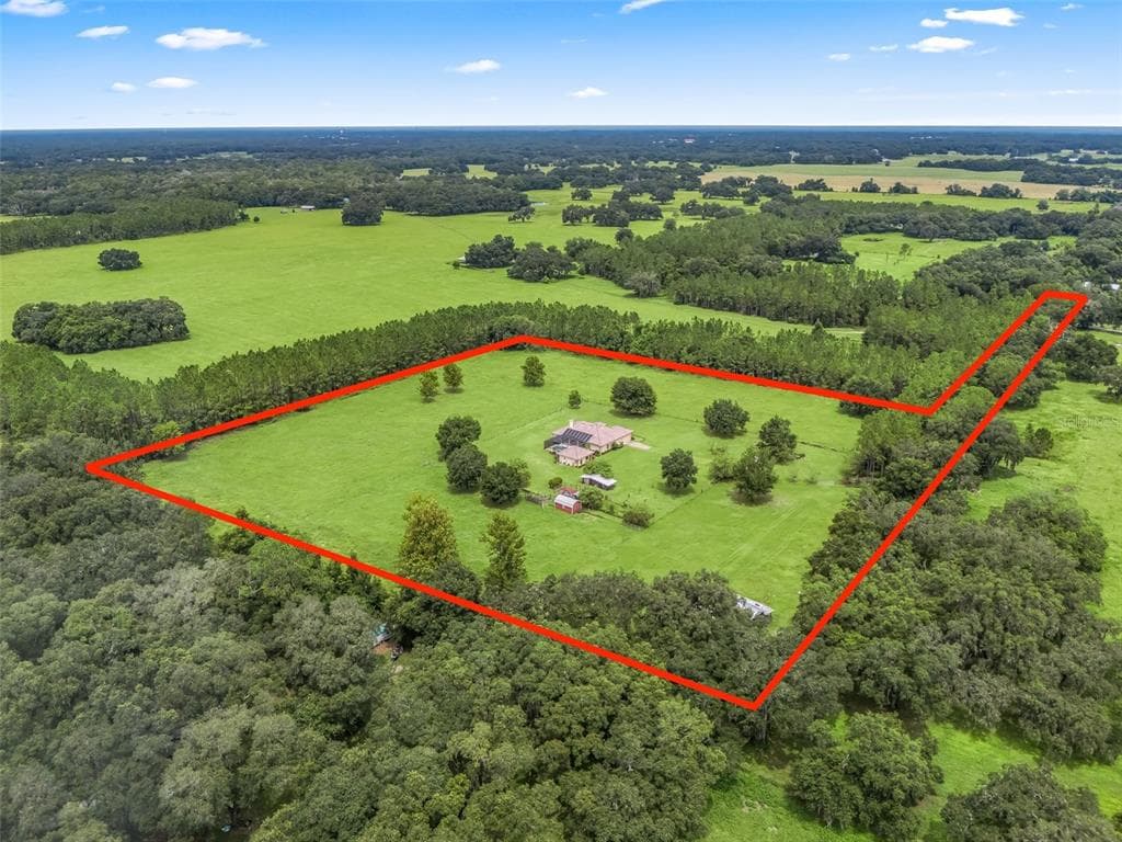 991 CR 722 WEBSTER, FL 33597