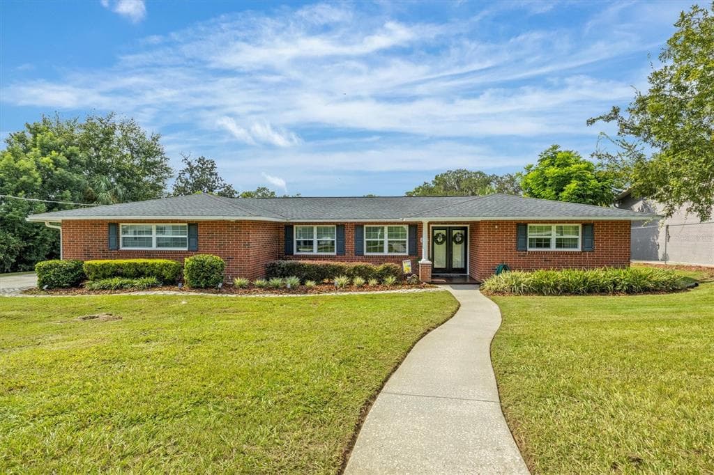 36630 JEFFERSON AVENUE DADE CITY, FL 33523