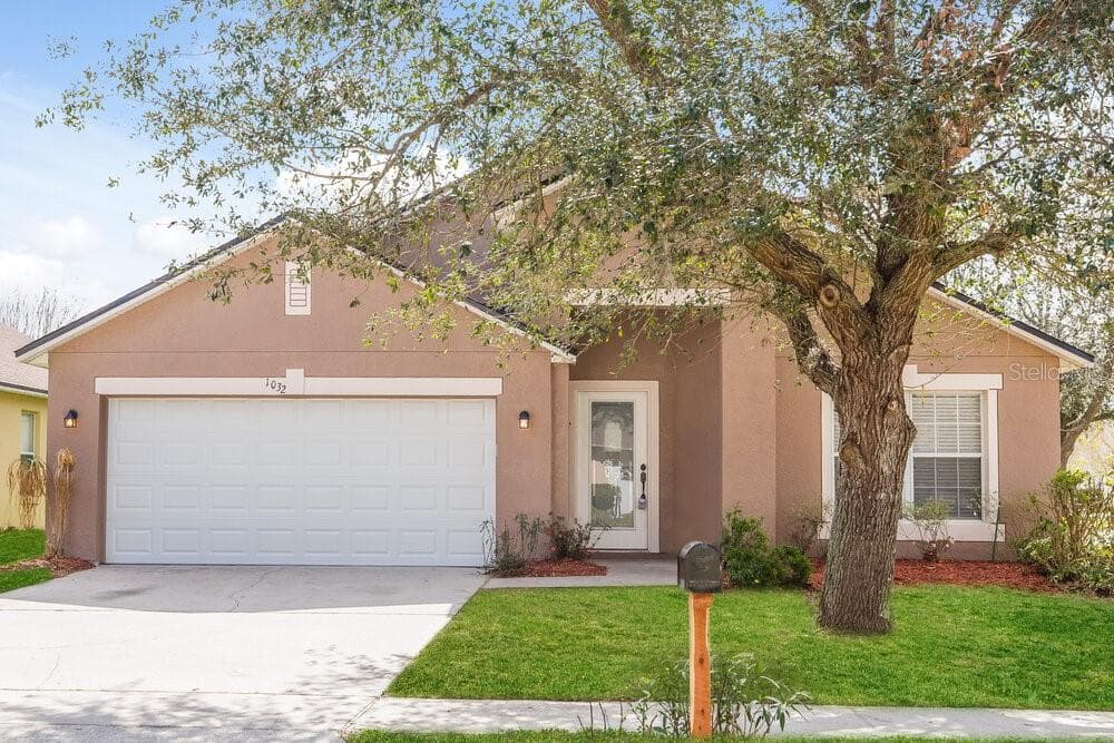 1032 STANVOY STREET APOPKA, FL 32712