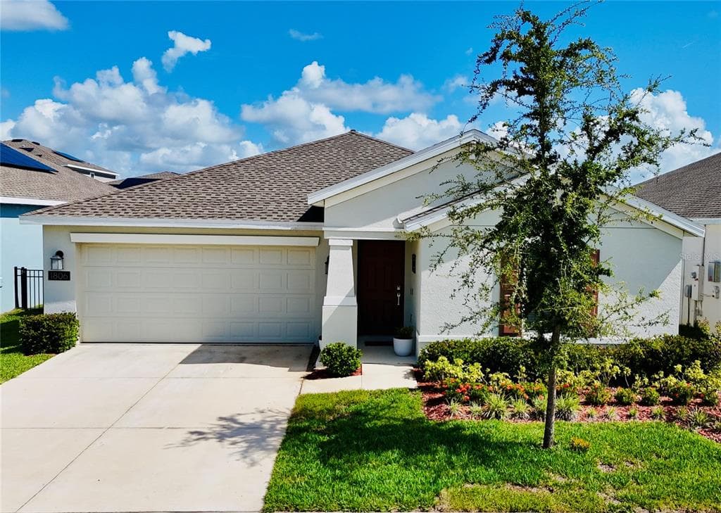 1806 HEART LAKE DRIVE