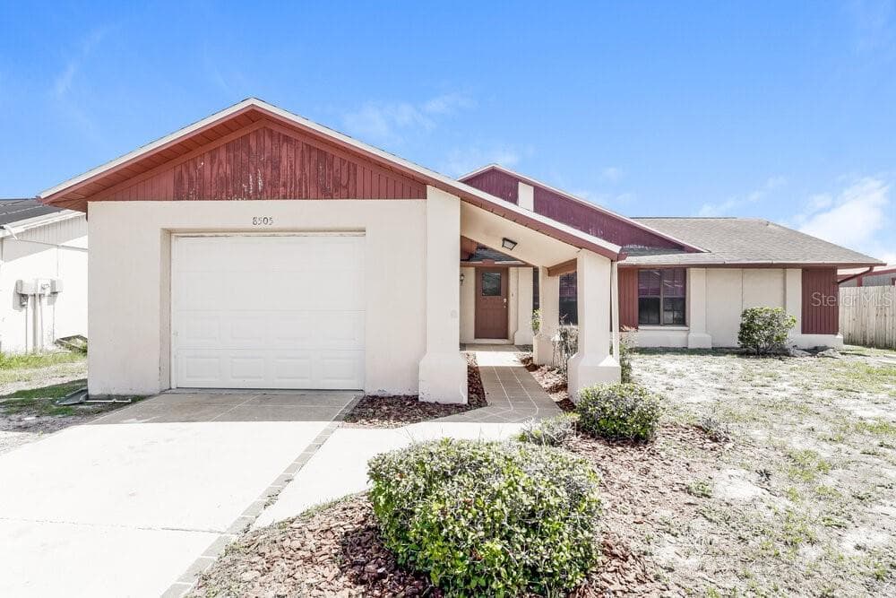 8505 LURAY DRIVE PORT RICHEY, FL 34668