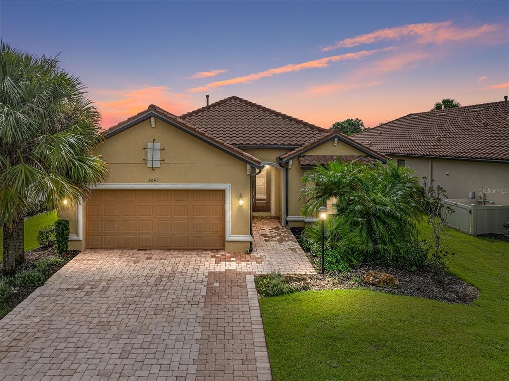5243 ESPLANADE BOULEVARD BRADENTON, FL 34211