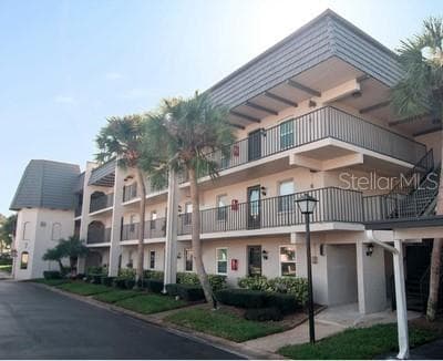 716 CORDOVA GREEN UNIT 716 SEMINOLE, FL 33777
