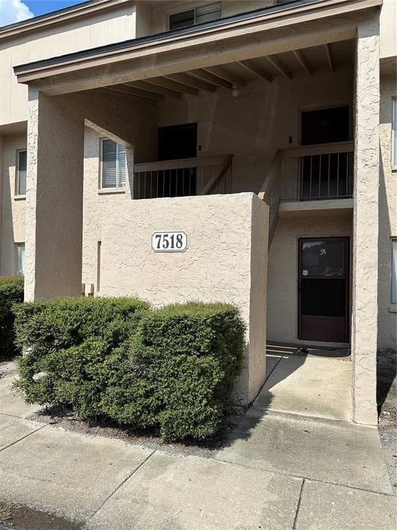 7518 NEEDLE LEAF PLACE UNIT A TAMPA, FL 33617