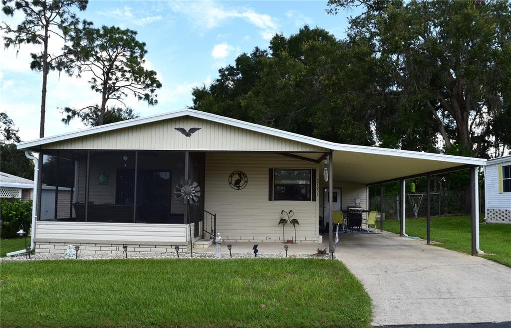 37631 CAMPO AVENUE ZEPHYRHILLS, FL 33541