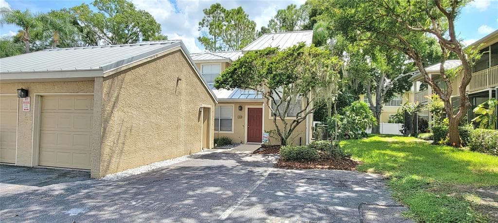 3416 WATERBRIDGE DRIVE TAMPA, FL 33618