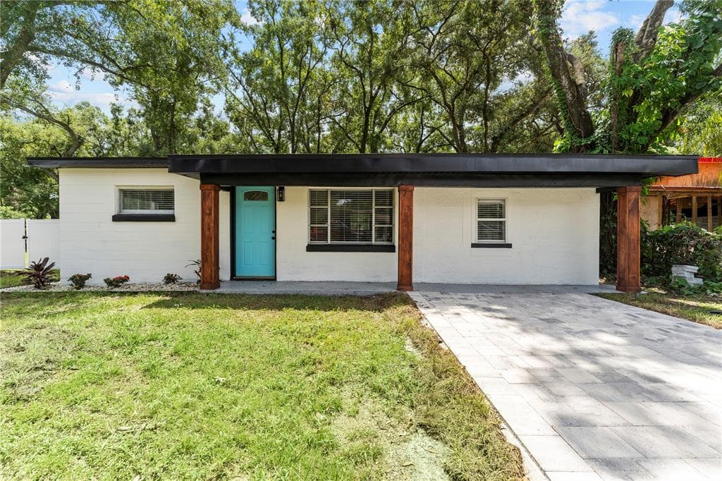 7705 E 23RD AVENUE TAMPA, FL 33619