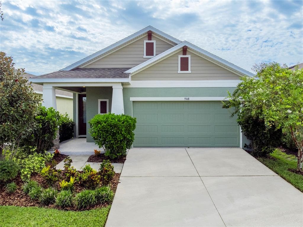 5568 SILVER SUN DRIVE APOLLO BEACH, FL 33572