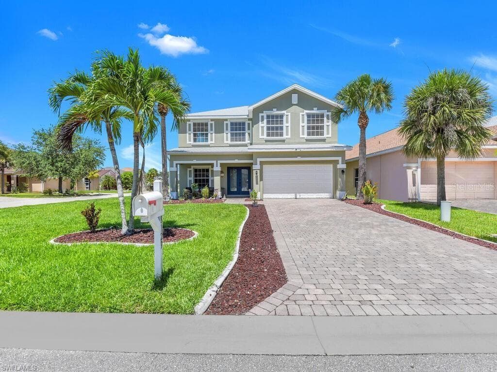 8129 SILVER BIRCH WAY