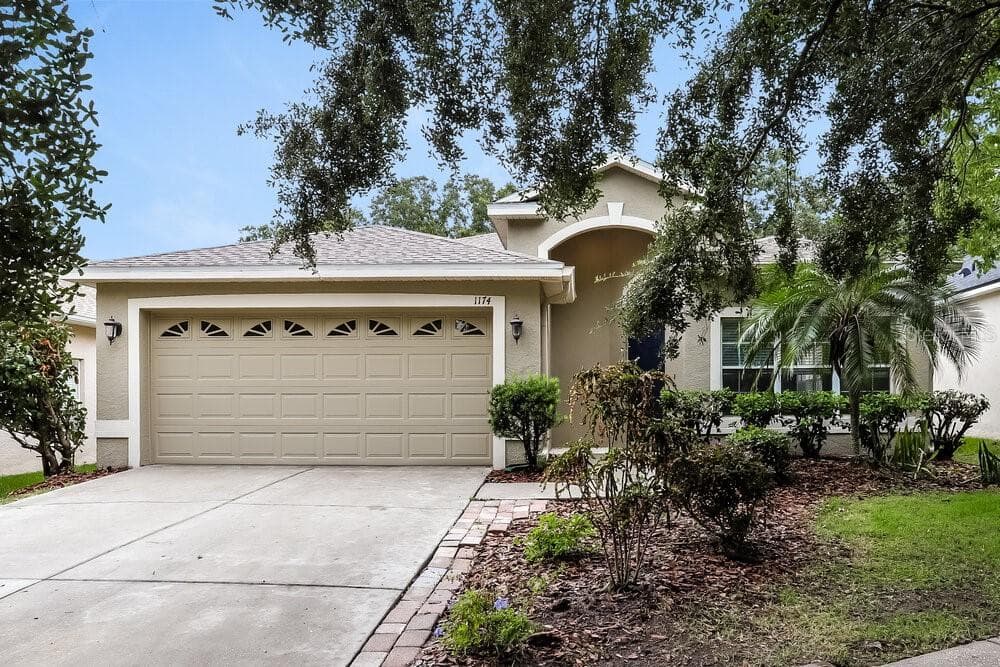 1174 EMERALD HILL WAY VALRICO, FL 33594