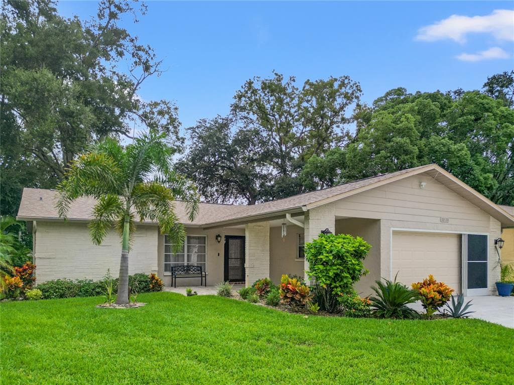 10520 HILLRISE COURT PORT RICHEY, FL 34668