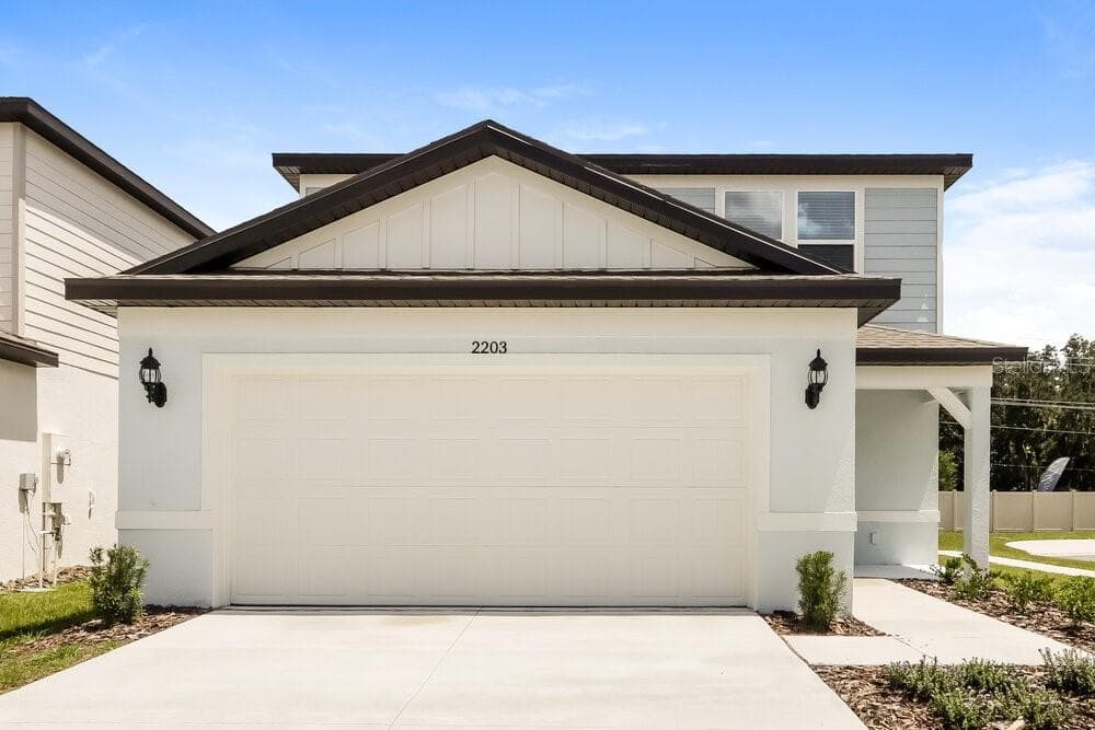 2203 SHASTA STREET LAKELAND, FL 33805