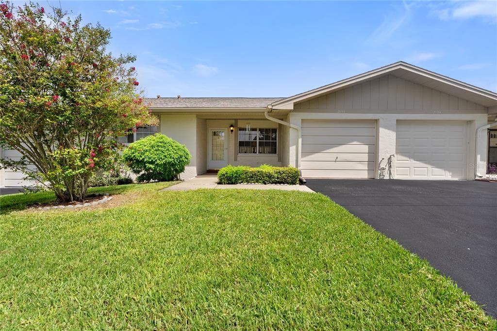 2190 NIMITZ DRIVE UNIT #2190 DUNEDIN, FL 34698