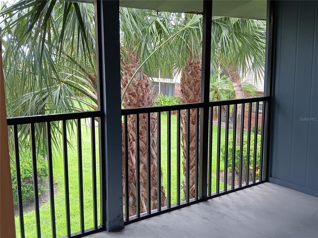 200 COUNTRY CLUB DRIVE UNIT 1102 LARGO, FL 33771
