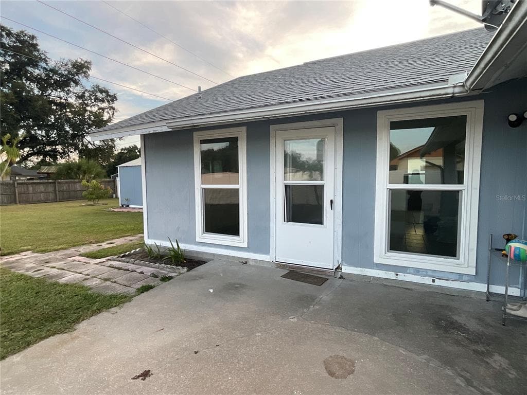 8026 BROCATEL COURT ORLANDO, FL 32822