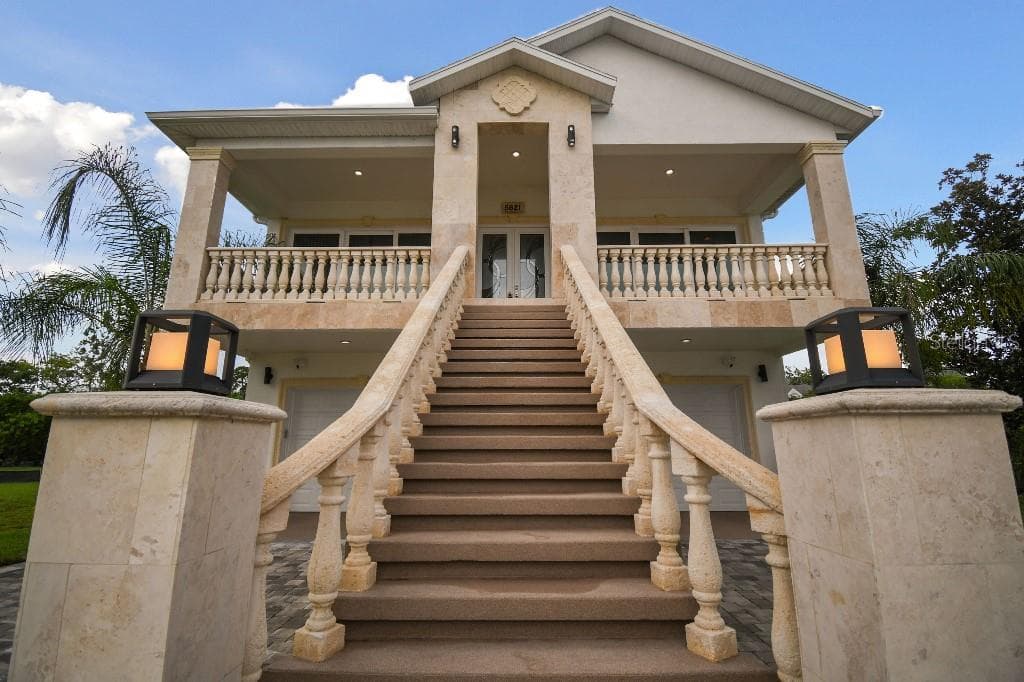 5621 EGRETS PLACE NEW PORT RICHEY, FL 34652