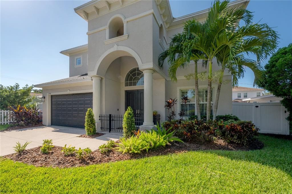 3704 W EL PRADO BOULEVARD TAMPA, FL 33629