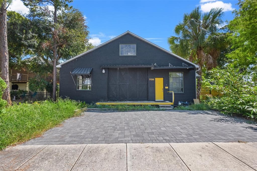 735 17TH STREET N ST PETERSBURG, FL 33713