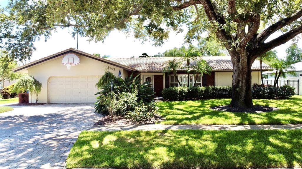 2297 MINNEOLA ROAD CLEARWATER, FL 33764