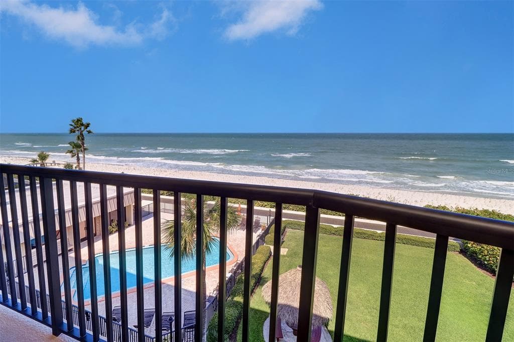 3500 GULF BOULEVARD UNIT 408 BELLEAIR BEACH, FL 33786