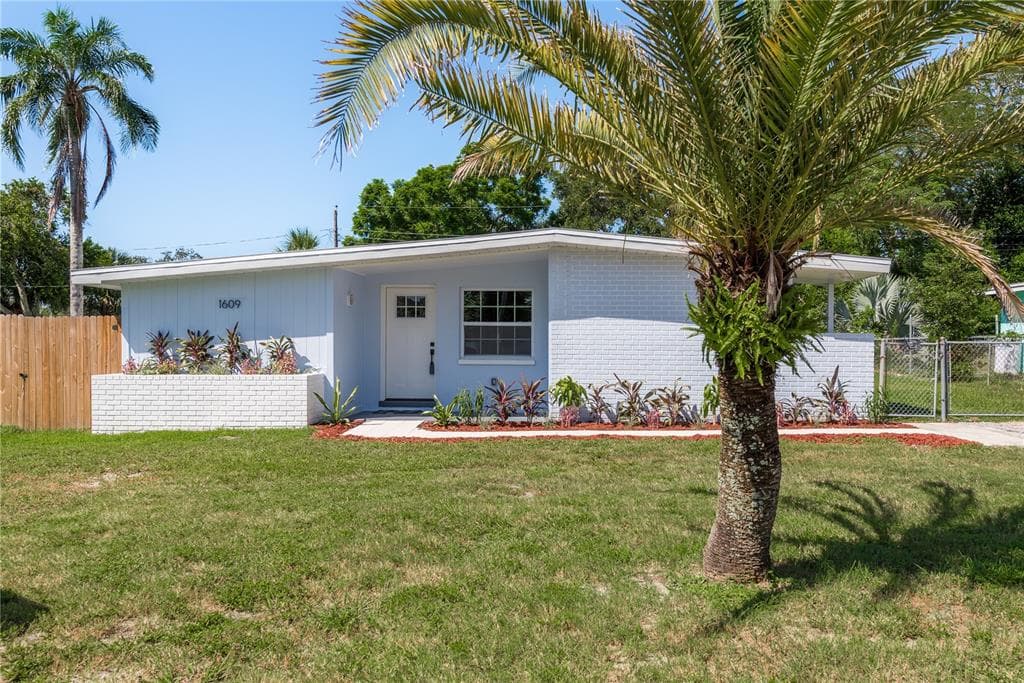 1609 NEBRASKA AVENUE PALM HARBOR, FL 34683