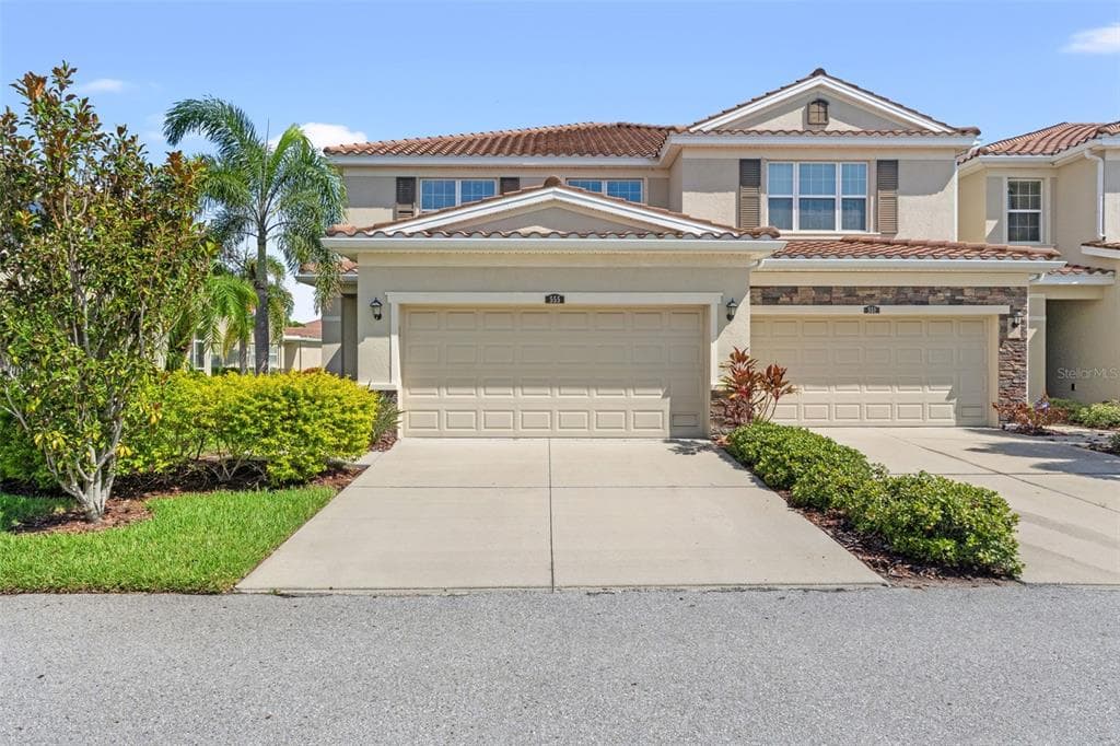 555 52ND TERRACE N ST PETERSBURG, FL 33703