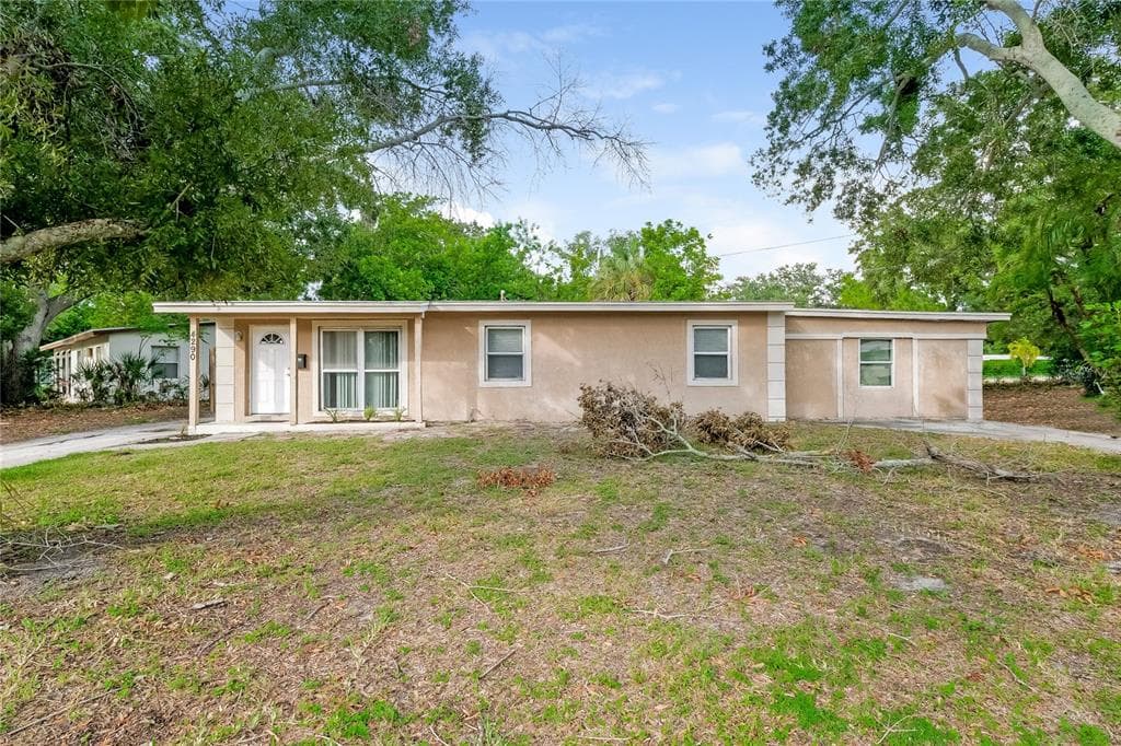 4290 NEPTUNE DRIVE SE ST PETERSBURG, FL 33705