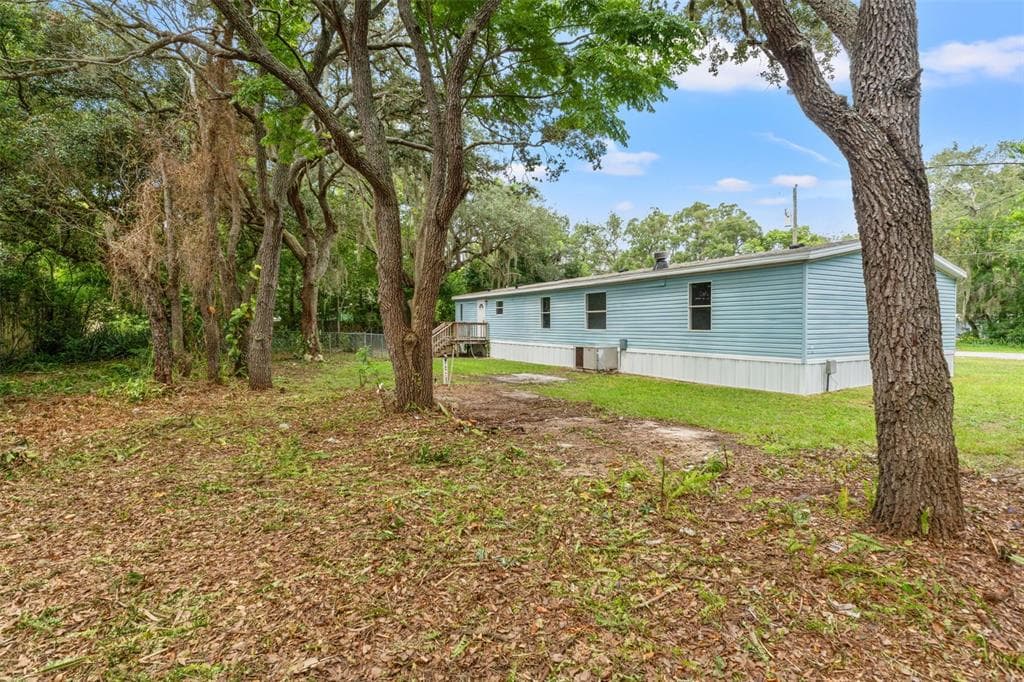 8070 SEALAWN DRIVE SPRING HILL, FL 34606