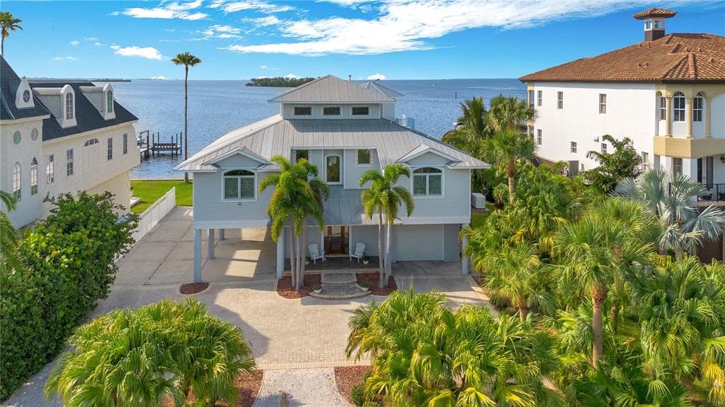 254 SHORE DRIVE