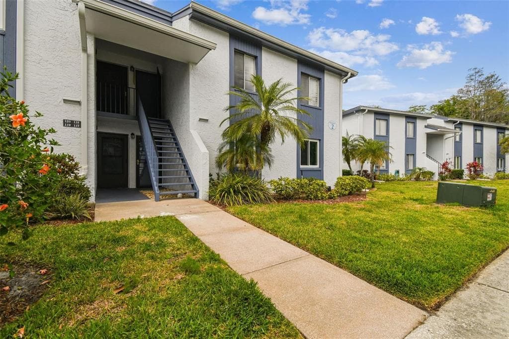 119 CYPRESS COURT OLDSMAR, FL 34677