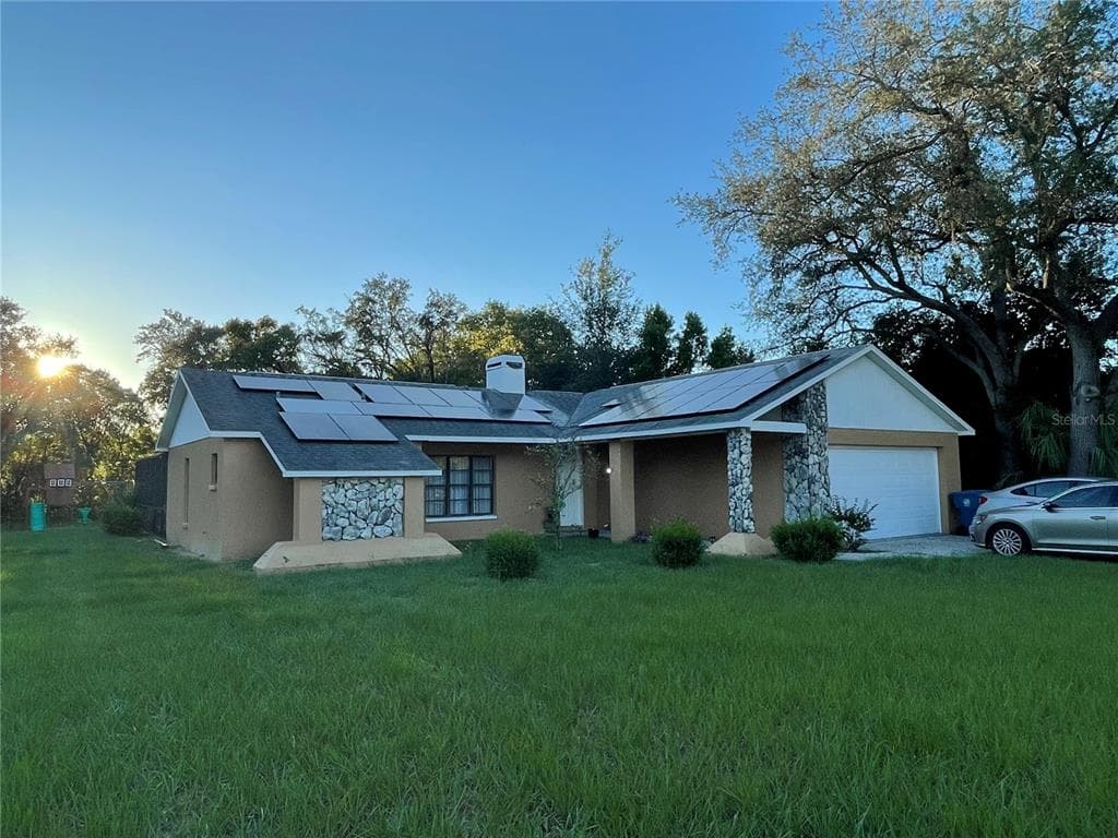 8010 WOODEN DRIVE SPRING HILL, FL 34606
