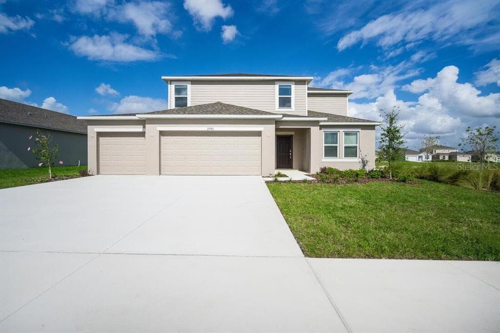 2743 MOSS ROCK STREET AUBURNDALE, FL 33823