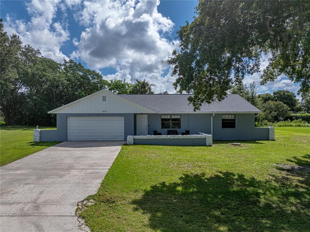 5620 ELAINE DRIVE ZEPHYRHILLS, FL 33541