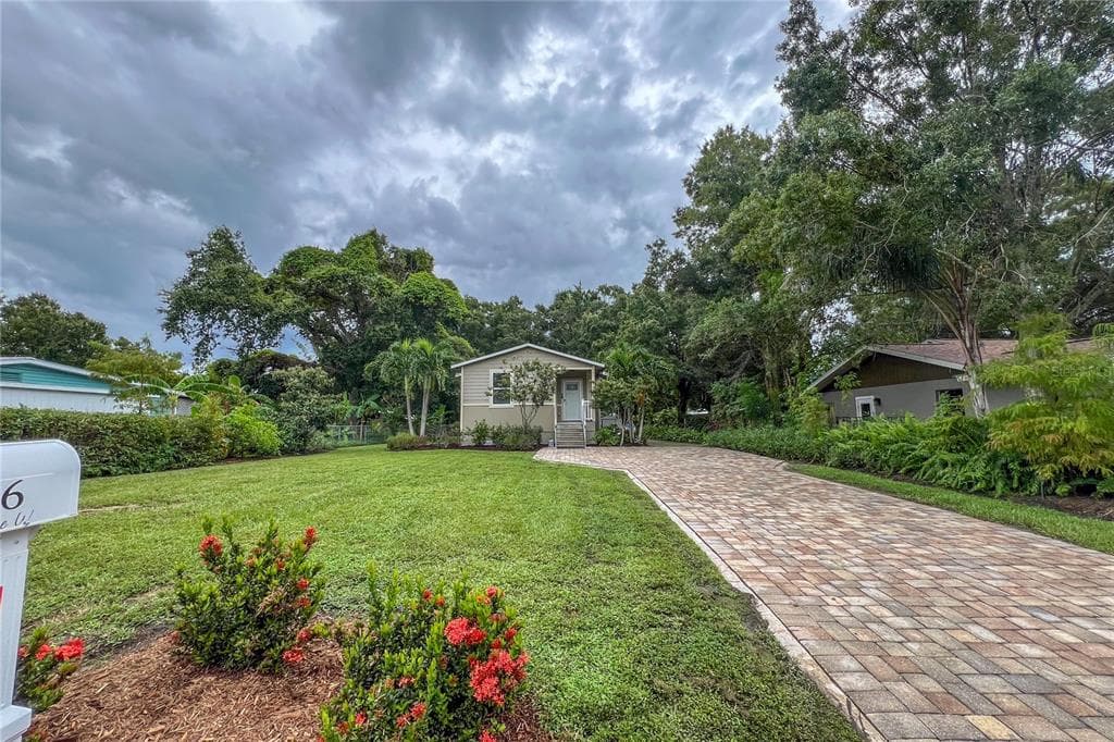 906 17TH AVE W PALMETTO, FL 34221