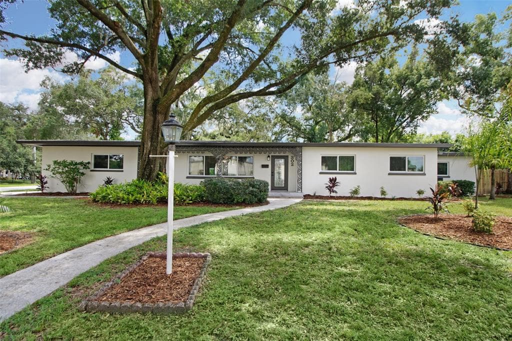 302 SPRINGDALE PLACE TEMPLE TERRACE, FL 33617