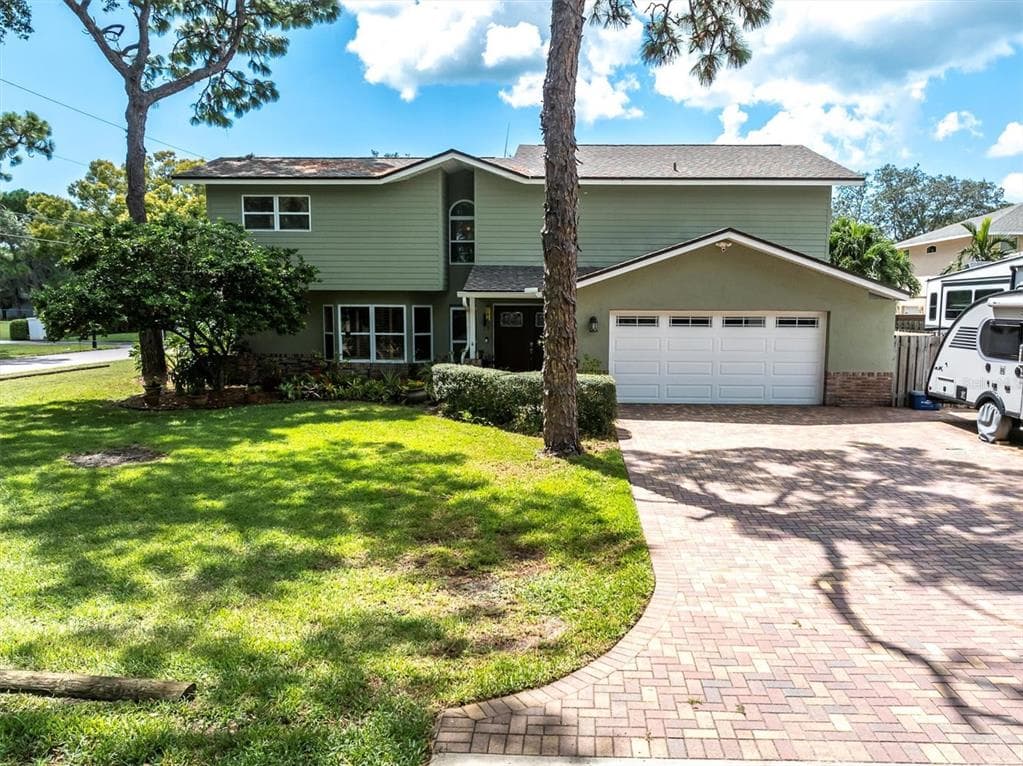 9800 E BAY STREET SEMINOLE, FL 33776