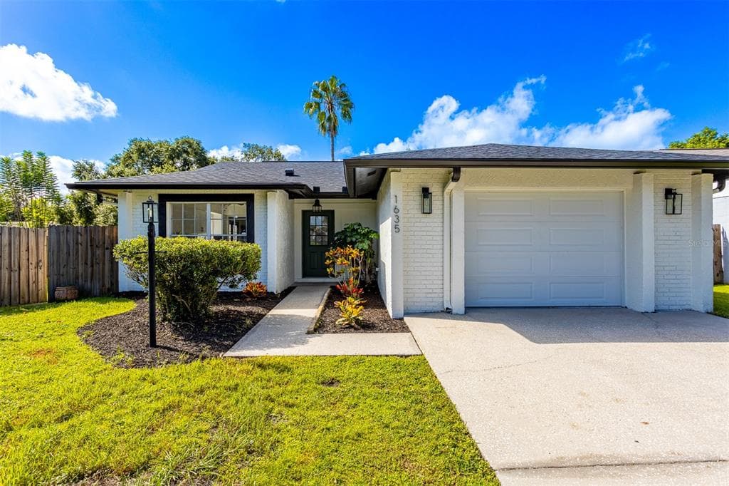 1635 PALM LEAF DRIVE BRANDON, FL 33510