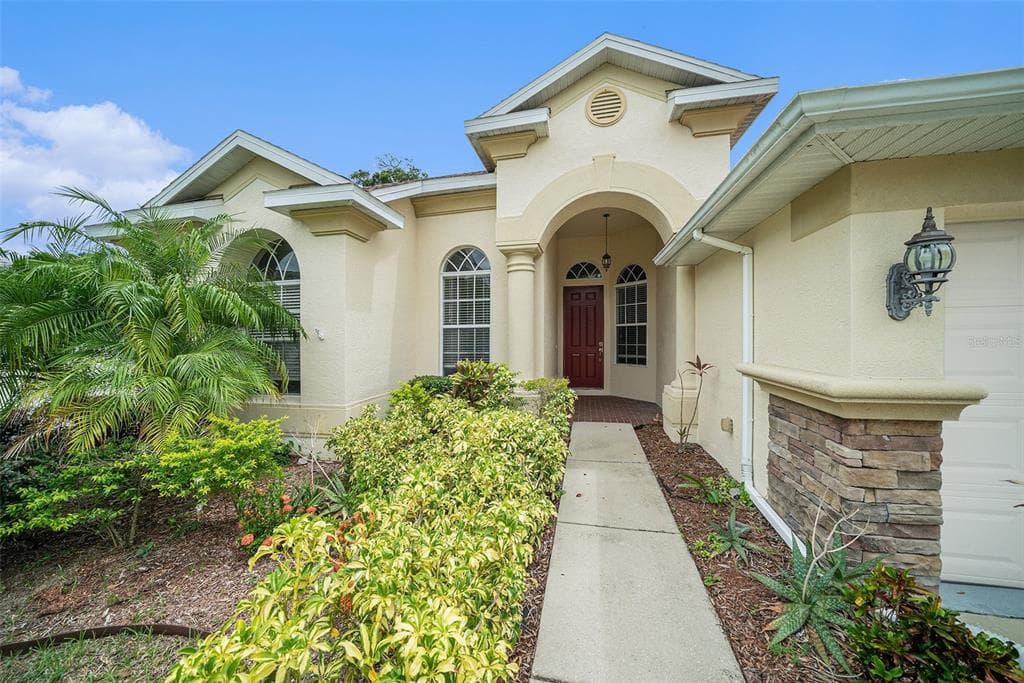 1704 CRESSWELL MANOR COURT