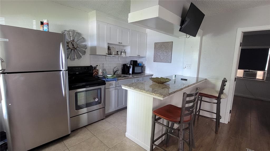 56 B STREET UNIT 2 MADEIRA BEACH, FL 33708