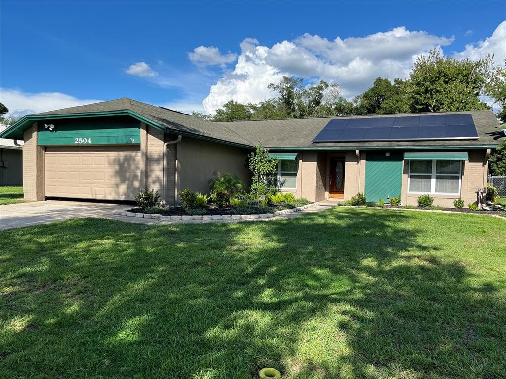 2504 E TIMBERLANE DRIVE PLANT CITY, FL 33563