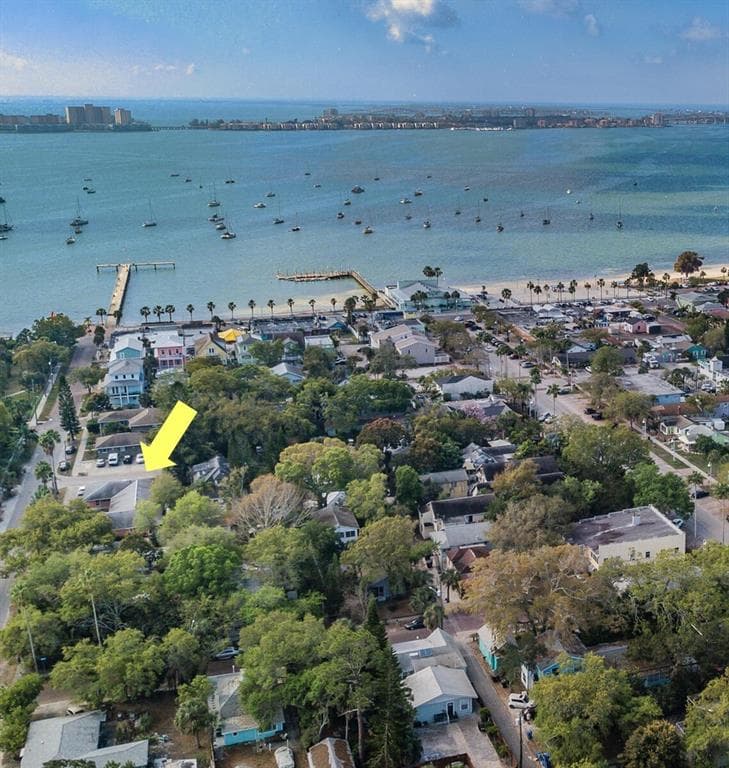 3025 54TH STREET S UNIT 4 GULFPORT, FL 33707