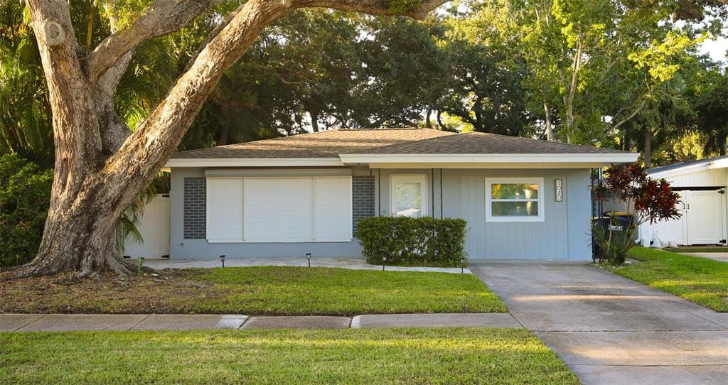1040 CHARLES STREET CLEARWATER, FL 33755