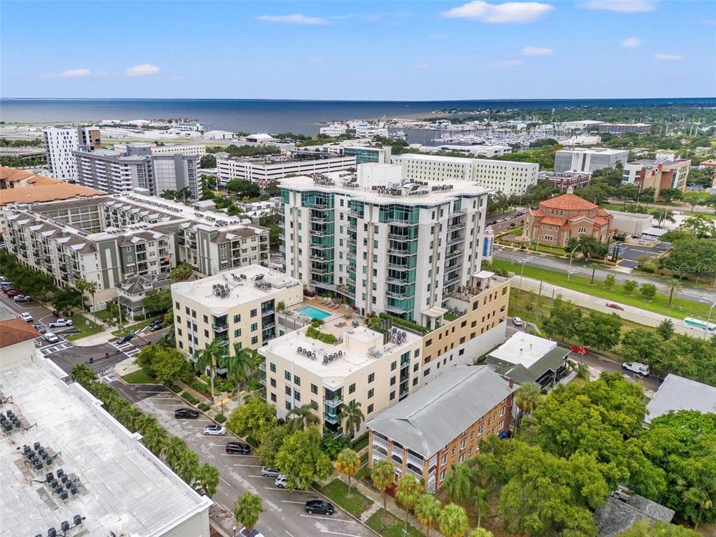 400 4TH AVENUE S UNIT 903 ST PETERSBURG, FL 33701