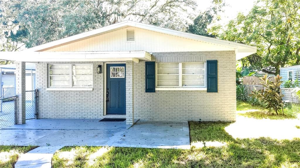 6405 N 49TH STREET TAMPA, FL 33610